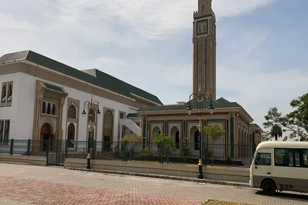 Fildişi Sahili'nin başkentinde yeni bir camii açıldı