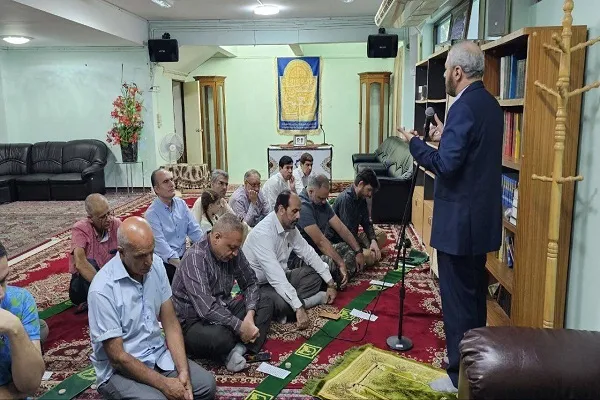 حضور ایرانیان مقیم تایلند در نماز عید فطر بانکوک + عکس