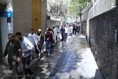 بازدید متسابقین خارجی از بیت امام خمینی(ره)