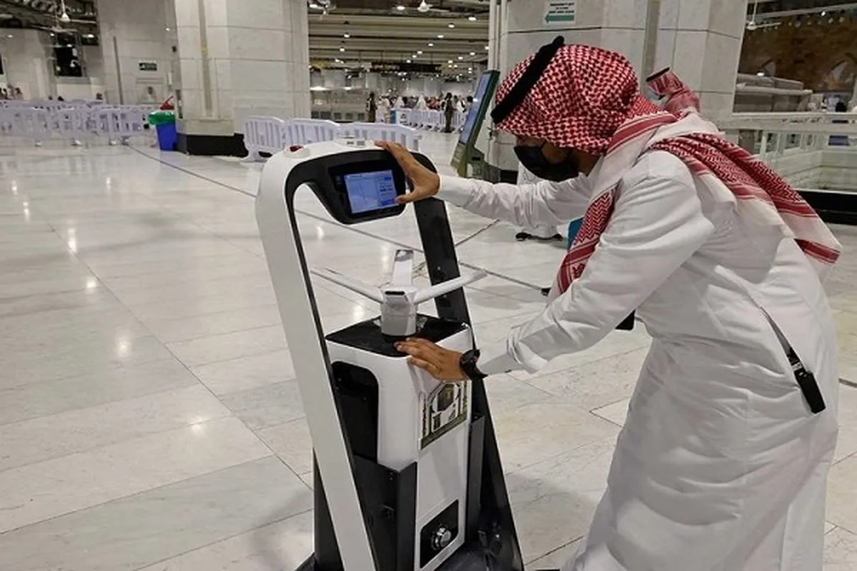 Mecca Grand Mosque Washed 10 Times Daily during Hajj