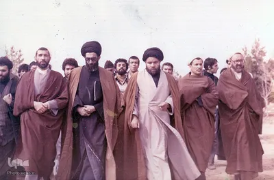 سیدعلی خامنه‌ای از تولد تا رهبری