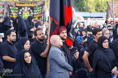 میدان امام حسین (ع) اصفهان؛ میعادگاه عاشقان حسین (ع) در عصر عاشورا