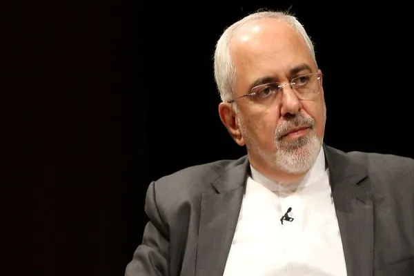 ظريف: إيران سترد بشكل حازم على هجوم الأهواز الإرهابي