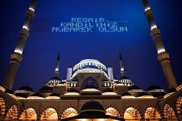 Menghidupkan malam al-Raghaib di masjid-masjid Istanbul,Turki