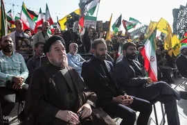 تجمع بزرگ مردم تهران برای اعلام حمایت از اجرای عملیات «وعده صادق ۲»