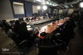 نشست بررسی «تحول جایگاه زنان در گام دوم انقلاب»