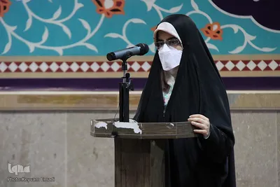 دیدار نماینده ولی فقیه در استان و امام جمعه بوشهر با جوانان و طلاب خواهر استان بوشهر