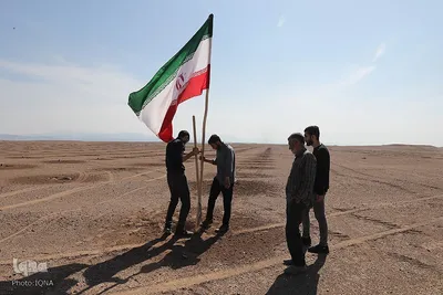 غرس نهال در روز طبیعت
