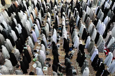 اقامه نماز عید فطر در زیارتگاه شهید مدرس(ره) کاشمر