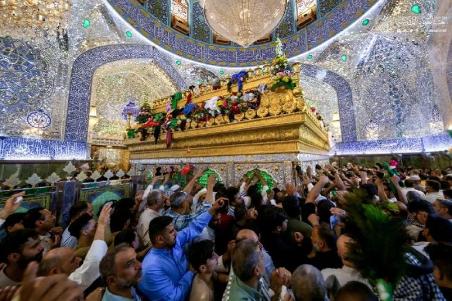 المؤمنون يجدّدون الولاء للإمام علي(ع) في صباح يوم الغدير