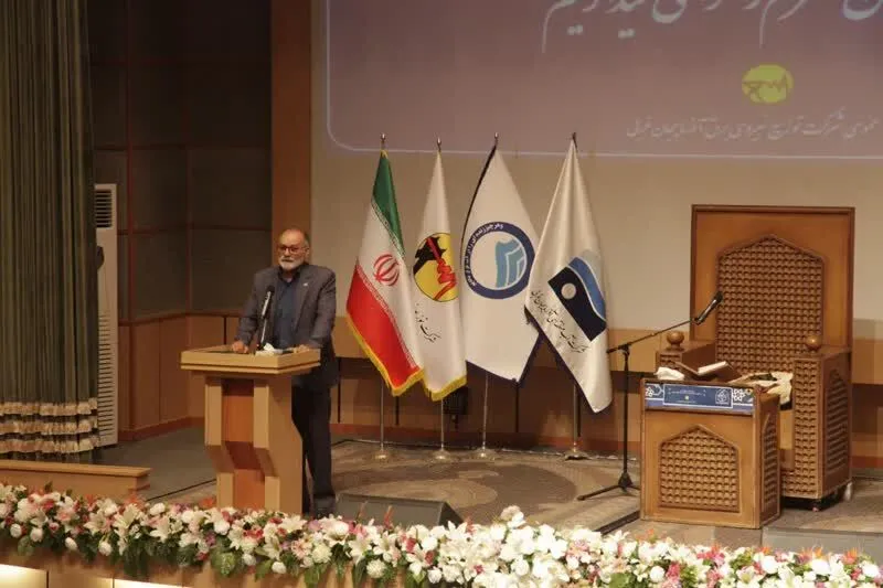 ماجرای کشیشی که مشتاقانه در محفل قرآنی حاضر شد + صوت