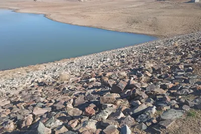 زمستان در زمستان سد خاکی آزادگان اهر