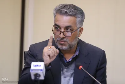 جلیل بیت‌مشعل، رئیس سازمان قرآنی دانشگاهیان کشور و مدیرعامل خبرگزاری ایکنا 
 در نشست سهم جامعه قرآنی در مشاکت پرشور