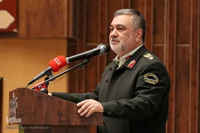 گرامیداشت شهدای امنیت فراجا در قم

