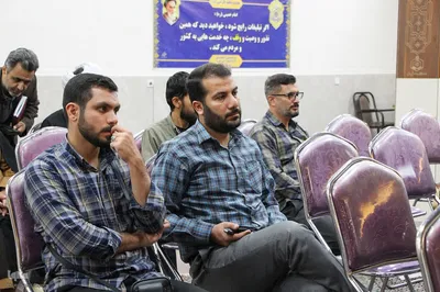 رزمایش توزیع لوازم التحریر در ملایر