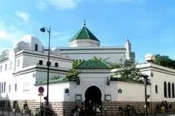 Deux prières de l'Aïd el-Adha à la Grande Mosquée de Paris