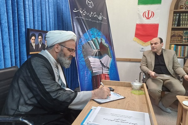 دیدار اعضای جهاد دانشگاهی سمنان با حجت الاسلام مطیعی نماینده ولی فقیه در سمنان دیدار اعضای جهاد دانشگاهی سمنان با حجت الاسلام مطیعی نماینده ولی فقیه در سمنان