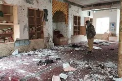 Le nombre de morts dans l'attentat suicide contre une mosquée au Pakistan s'élève à 15