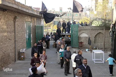 عزام موكب مردمي لبيك يا حسين(ع) سمنان براي خدمت رساني به زائران اربعين
