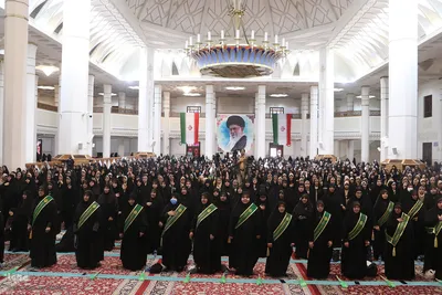 اجتماع بانوان «میثاق انقلابی» در حرم شاهچراغ (ع)