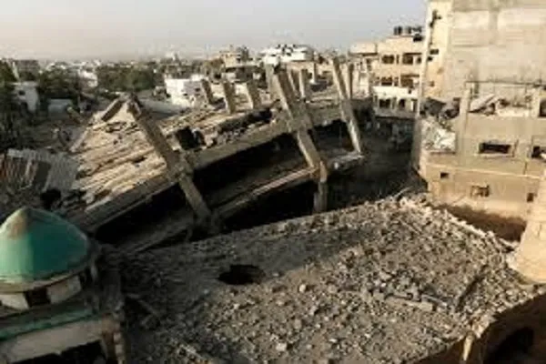  18 Palestiniens massacrés dans un raid aérien contre une mosquée à Gaza