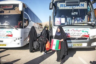 مراسم بدرقه 300 دانش‌آموز دختر در سفر به مناطق عملیاتی جنوب