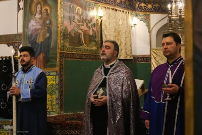مراسم تشییع پیکر شهید مسیحی جنگ رمضان در اصفهان