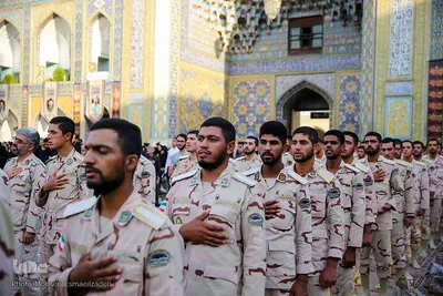 غبارروبی و عطر افشانی گلزار شهدا در حرم امام رضا (ع)
