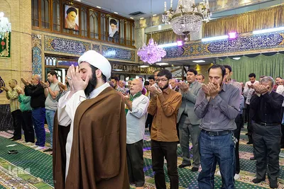 مسجد امام صادق(ع) - خیابان دانشگاه