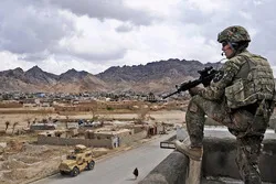 La prétention américaine d'établir la démocratie en Afghanistan est « un pur mensonge »