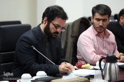نشست هم اندیشی راهکارهای توسعه و ترویج وقف قرآنی
