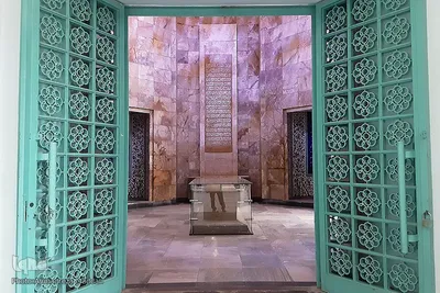 مزار سعدی، استاد سخن در شیراز
