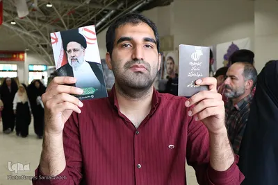 شور انتخابات در گلستان شهدای اصفهان
