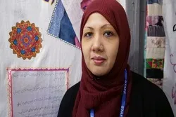 Englische kopftuchtragende Dame: Islamophobie lässt meinen Glauben nicht schwanken