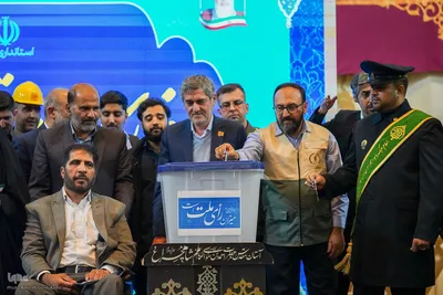 همایش دست اندرکاران انتخابات در حرم شاهچراغ(ع)