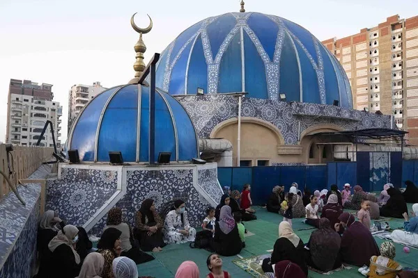 Misirdə qadınların şəriət məsələlərinə cavab verən şura yaxşı qarşılanıb