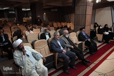 چهارمین نشست اعضای هیات مدیره اتحادیه کشوری و مدیران عامل اتحادیه های قرآنی استانها در سازمان دارالقرآن الکریم