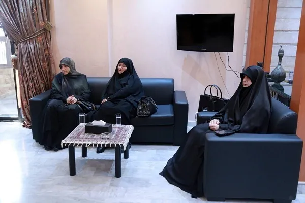 معاهد سيدة نساء العالمين(ع) تنظم لقاء مع المستشار الثقافي الإيراني في بيروت + صور