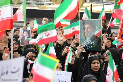 بیعت فرهنگیان شیرازی با سومین رهبر معظم انقلاب اسلامی