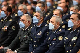دیدار جمعی از فرماندهان و کارکنان نیروی هوایی و پدافند هوایی ارتش با رهبر انقلاب اسلامی