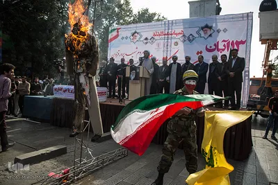 راهپیمایی ۱۳ آبان در قزوین
