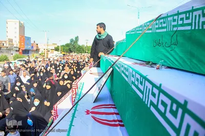 استقبال مردم اهواز از پیکرهای ۱۱۱ شهید دفاع مقدس