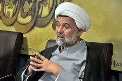 أكاديمي إیراني: المجتمع متعطش للآیات الأخلاقیة في القرآن