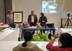 Atelier de calligraphie de la sourate Al Alaq aux Philippines