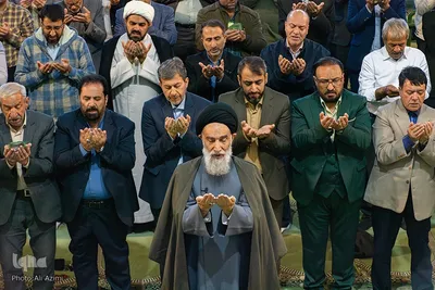 اقامه نماز عید فطر در مصلای اصفهان