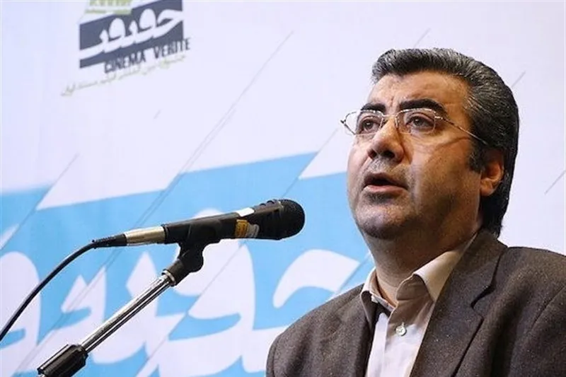 هنر و تجربه مستندهای گفتمان انقلاب را اکران کند