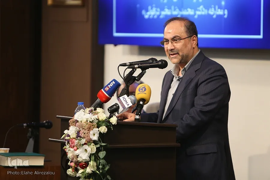 ساخت تمدن نیازمند سهیم شدن در جریان تولید علم دنیاست