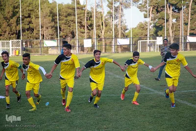 قهرمانان بزرگ، نان آوران کوچک