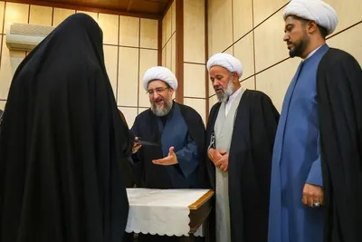 مراسم تجلیل از خانواده‌های شهدای جنگ تحمیلی سوم