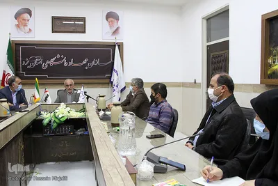 میزگرد روز دانشجو با حضور ریاست دانشگاه آزاد استان یزد